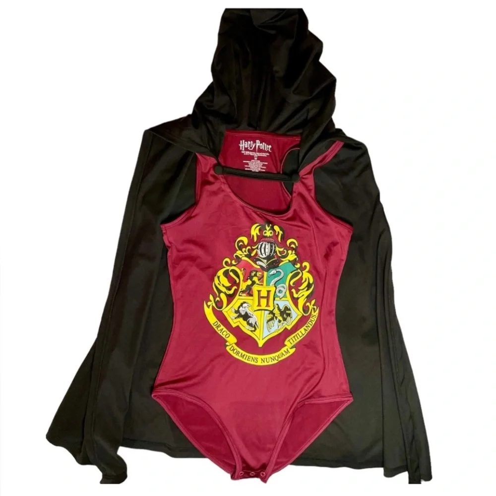 Hogwarts Bodysuit and Cape - Picture 2 of 7